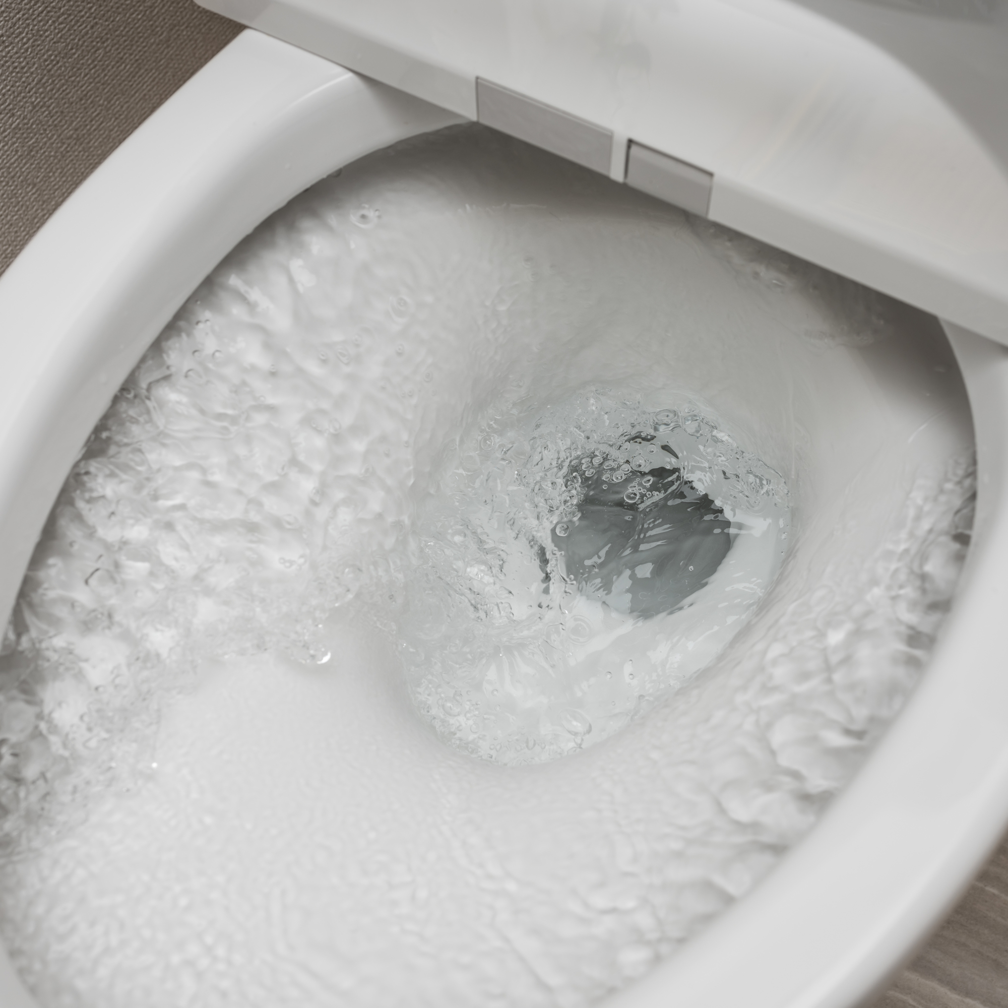 マンションのトイレ排水管がつまる意外な原因