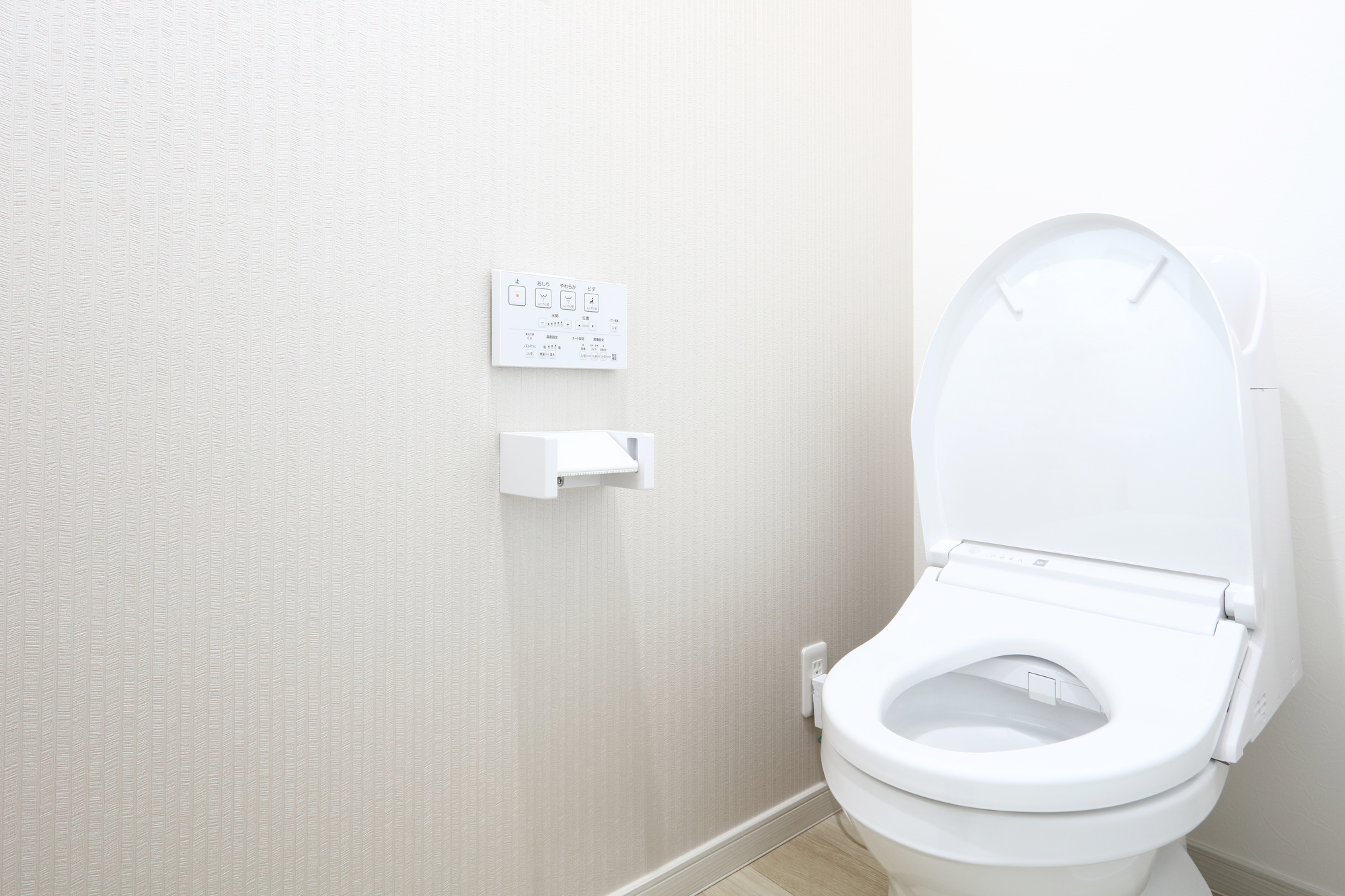 トイレの排水口が臭いときの対処法