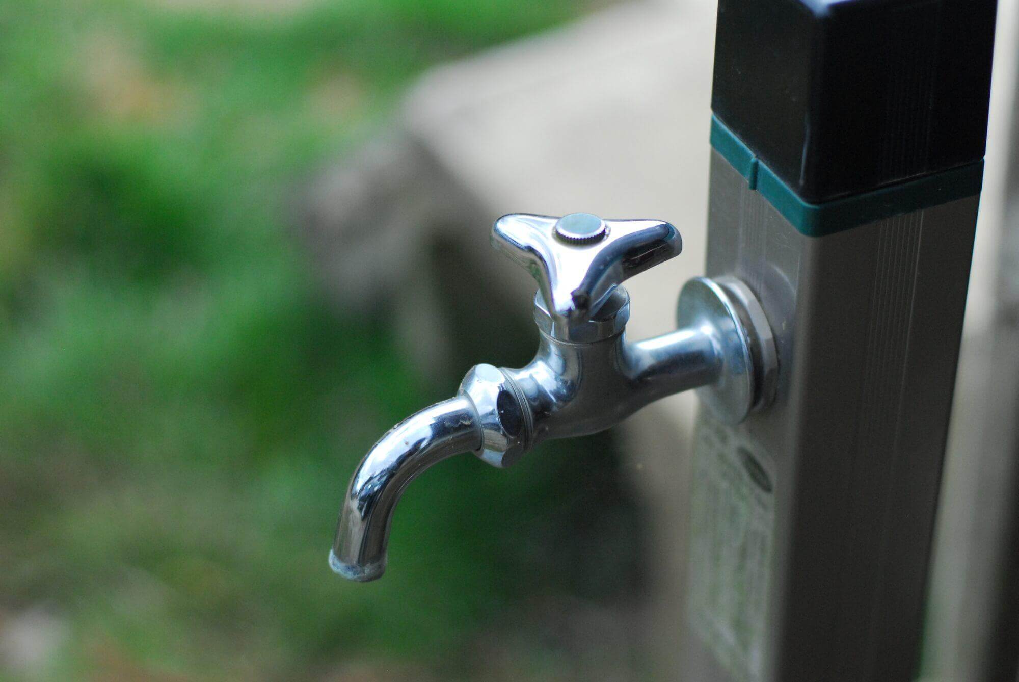 冬場の水栓柱（立水栓）の凍結に注意！NGな行動と対策について